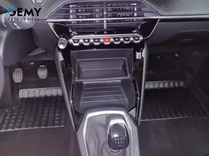 Photo 13 Peugeot 208  PureTech 100 S&S BVM6