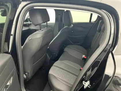 Photo 11 Peugeot 208  Hybrid 110 ch e-DCS6
