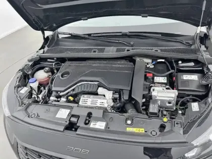 Photo 14 Peugeot 208  Hybrid 110 ch e-DCS6