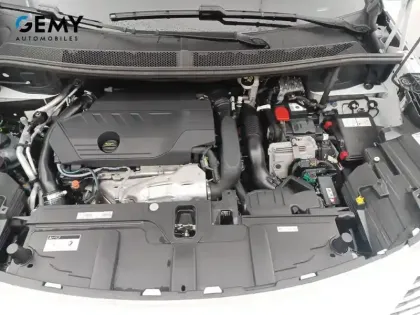 Photo 11 Peugeot 3008  Hybrid 225 e-EAT8
