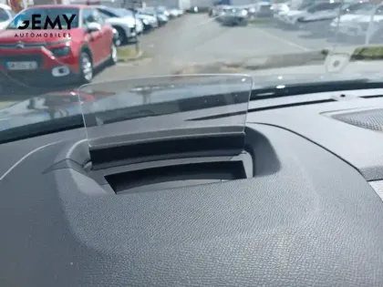 Photo 16 Citroën C4 e- 136 ch Automatique