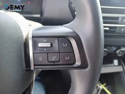 Photo 15 Citroën C4 e- 136 ch Automatique