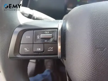 Photo 14 Citroën C4 e- 136 ch Automatique