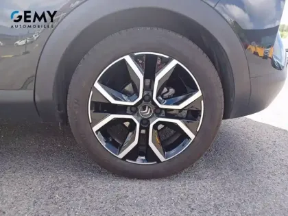 Photo 10 Citroën C4 e- 136 ch Automatique