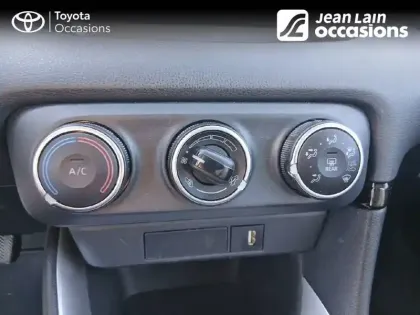 Photo 13 Toyota Yaris  70 VVT-i