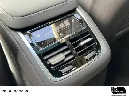 Photo 27 Volvo Xc90  T8 Hybride Rechargeable 406 ch AWD Geartronic 8 7pl