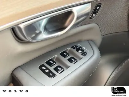 Photo 12 Volvo Xc90  T8 Hybride Rechargeable 406 ch AWD Geartronic 8 7pl