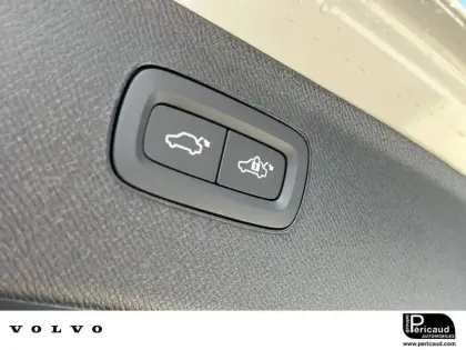 Photo 28 Volvo Xc90  T8 Hybride Rechargeable 406 ch AWD Geartronic 8 7pl