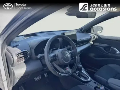 Photo 10 Toyota Yaris  Hybride 130h