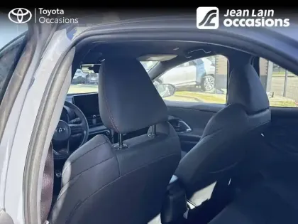Photo 17 Toyota Yaris  Hybride 130h