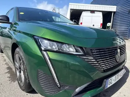 Photo 15 Peugeot 308  BlueHDi 130ch S&S EAT8