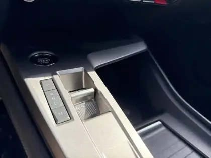 Photo 13 Peugeot 308  BlueHDi 130ch S&S EAT8