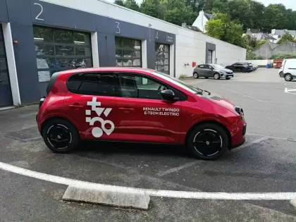 Photo 6 Renault Twingo  E-Tech Electrique 80 ch autonomie urbaine