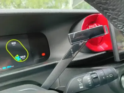 Photo 12 Renault Twingo  E-Tech Electrique 80 ch autonomie urbaine