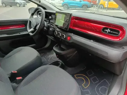 Photo 13 Renault Twingo  E-Tech Electrique 80 ch autonomie urbaine
