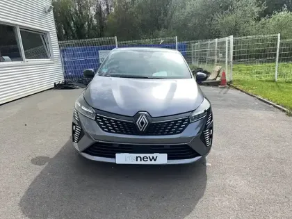 Photo 22 Renault Clio  E-Tech full hybrid 145