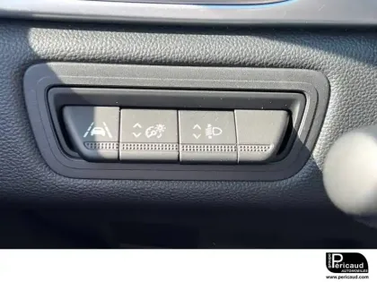 Photo 11 Renault Captur  TCe 90