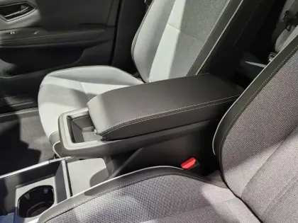 Photo 16 Renault Scenic  E-Tech electrique 220 ch grande autonomie