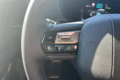 Photo 18 DS DS 4  Hybride E-Tense 225 EAT8