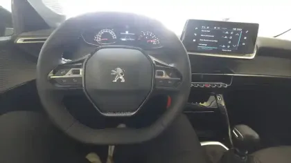 Photo 32 Peugeot 208  PureTech 100 S&S BVM6