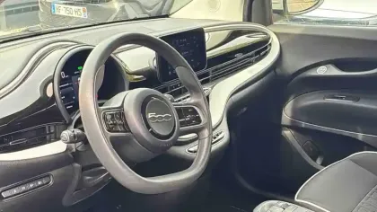 Photo 10 Fiat 500  e 95 ch