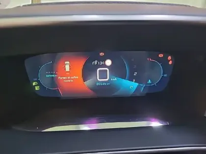 Photo 9 Peugeot 2008  BlueHDi 100 S&S BVM6