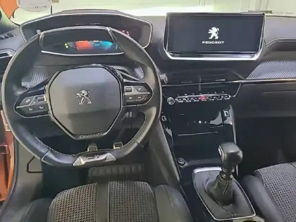 Photo 7 Peugeot 2008  BlueHDi 100 S&S BVM6