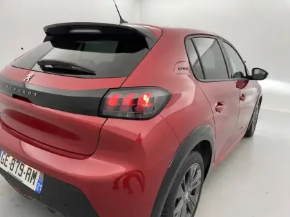 Photo 30 Peugeot 208  Electrique 50 kWh 136ch