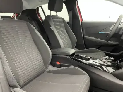 Photo 26 Peugeot 208  Electrique 50 kWh 136ch