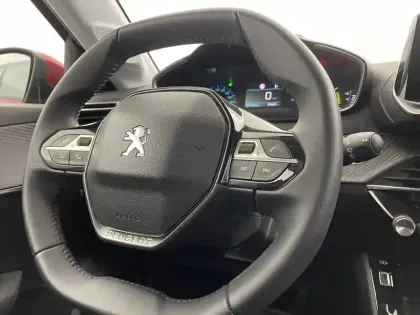 Photo 28 Peugeot 208  Electrique 50 kWh 136ch