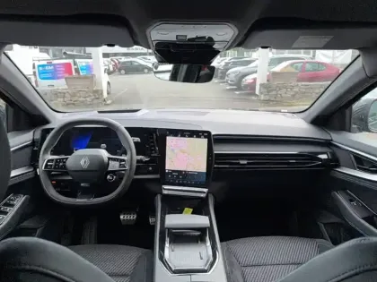 Photo 25 Renault Espace  E-Tech full hybrid 200 GSR2