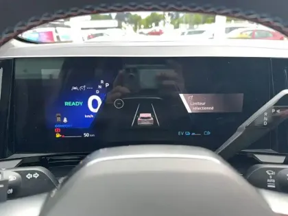 Photo 35 Renault Espace  E-Tech full hybrid 200 GSR2