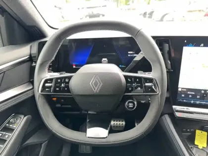 Photo 28 Renault Espace  E-Tech full hybrid 200 GSR2