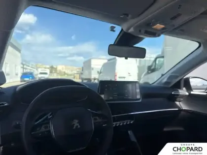 Photo 9 Peugeot 208  Electrique 50 kWh 136ch