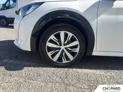 Photo 11 Peugeot 208  Electrique 50 kWh 136ch