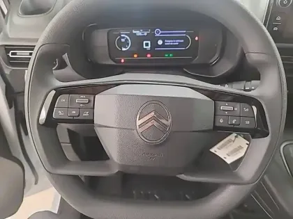 Photo 8 Citroën Berlingo  VAN M DIESEL 100 CH MANUELLE