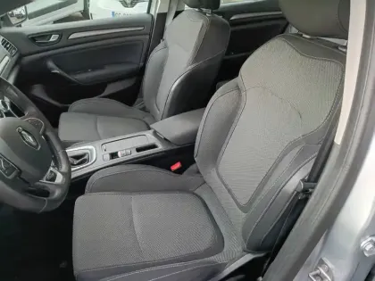 Photo 23 Renault Megane  IV Berline Blue dCi 115 EDC