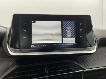 Photo 25 Peugeot 2008  PureTech 100 S&S BVM6