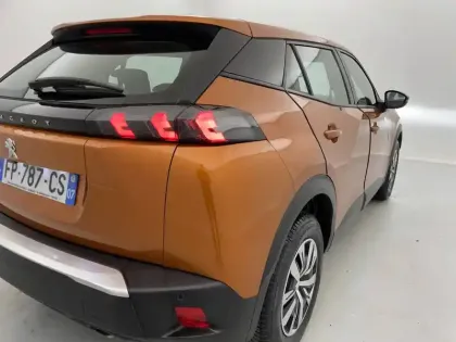 Photo 30 Peugeot 2008  PureTech 100 S&S BVM6