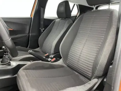 Photo 13 Peugeot 2008  PureTech 100 S&S BVM6