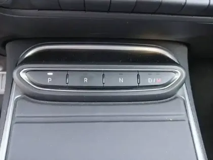 Photo 13 Jeep Avenger  1.2 Turbo T3 100 ch e-Hybrid BVR6