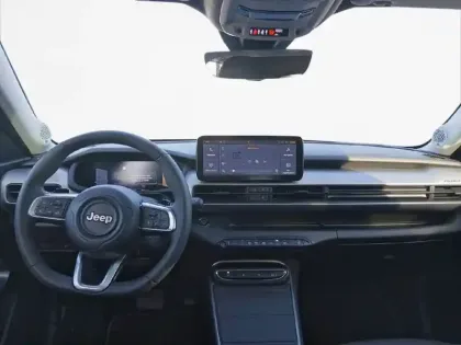 Photo 7 Jeep Avenger  1.2 Turbo T3 100 ch e-Hybrid BVR6