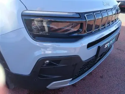 Photo 15 Jeep Avenger  1.2 Turbo T3 100 ch e-Hybrid BVR6