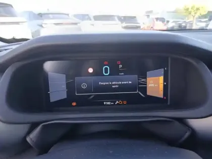 Photo 9 Jeep Avenger  1.2 Turbo T3 100 ch e-Hybrid BVR6