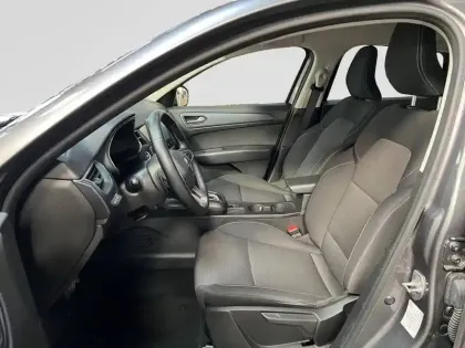 Photo 9 Renault Arkana  TCe 140 EDC - 23