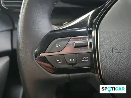 Photo 19 Peugeot 308  PureTech 130ch S&S EAT8