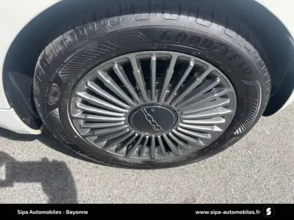 Photo 33 Fiat 500  e 118 ch