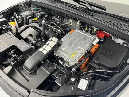 Photo 26 Renault Captur  E-Tech full hybrid 160 ch