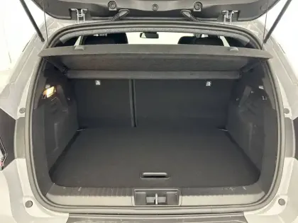 Photo 17 Renault Captur  E-Tech full hybrid 160 ch