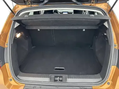 Photo 27 Renault Captur  TCe 140 - 21